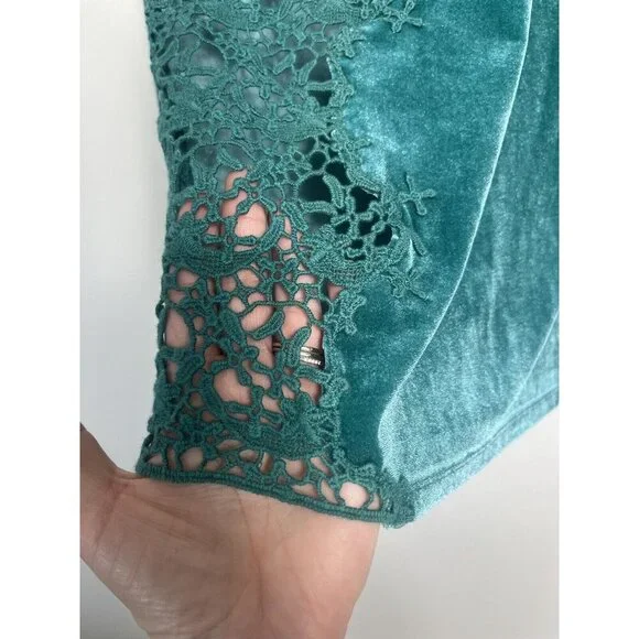 Sundance Top Women Small Green Lilys Paramour Top Velvet Lace Crochet Boho - Picture 4 of 10